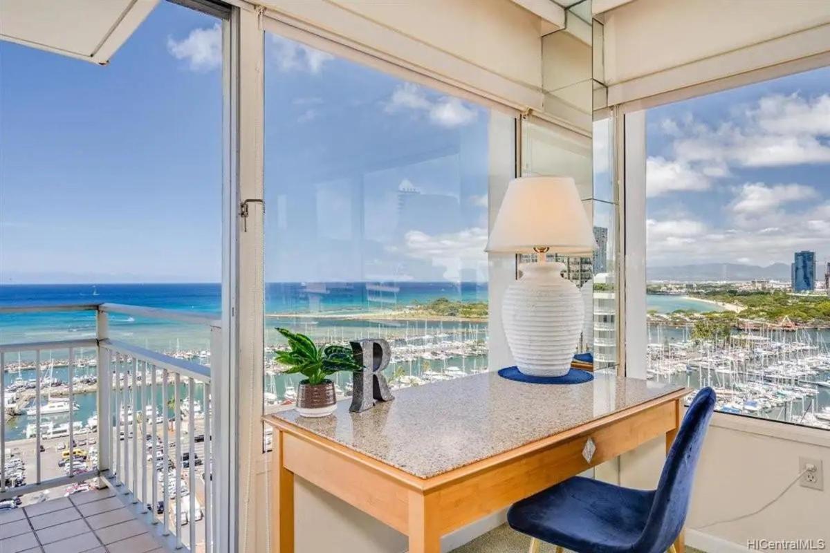 Ilikai #1743 Panoramic Views On Waikiki Beach Aparthotel Honolulu Luaran gambar
